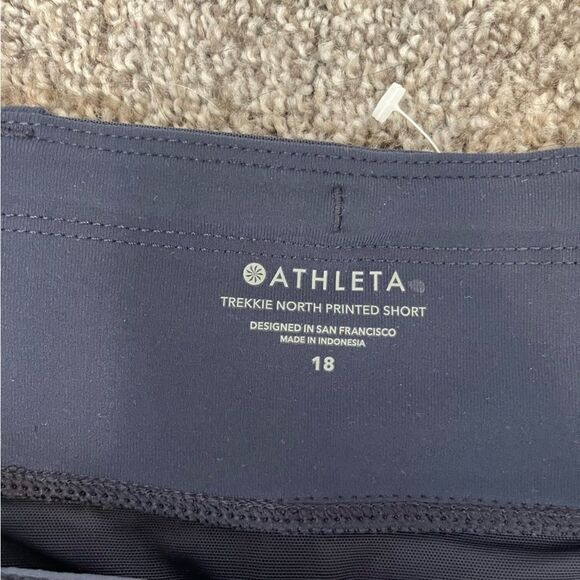Athleta Trekkie North Printed Short - Picture 9 of 12